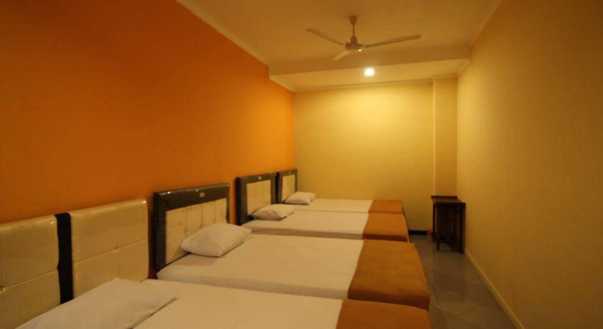 Ct1 Bali Bed & Breakfast Kuta  Exterior photo